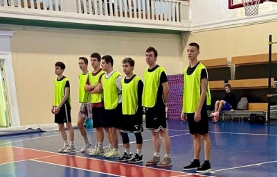 Баскетбольное первенство города: триумфальная борьба студентов!
