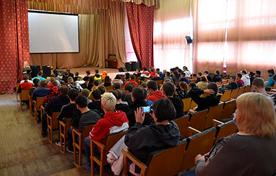 В Каменск-Уральском агропромышленном техникуме в рамках профориентационного направления состоялась ежегодная информационная встреча со студентами техникума и сельскими школьниками