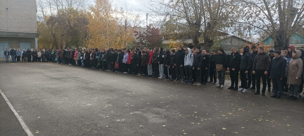 xYfr98vEIhA.jpg